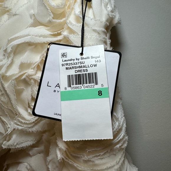 3D Cream Rose Marshmallow Dress/Laundry by Shelli Segal/size 8 - Picture 4 of 16